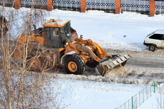 Cleaning of snow by means of special equipment