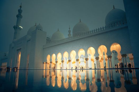 white history heritage islamic marble monument mosque in abu dhabi