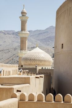 Image of fort and mosque in town Nizwa, Oman