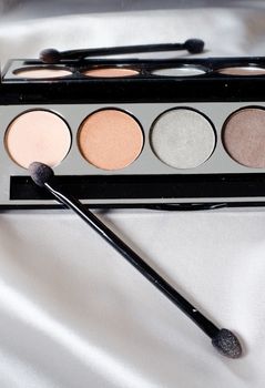 eye shadow kit