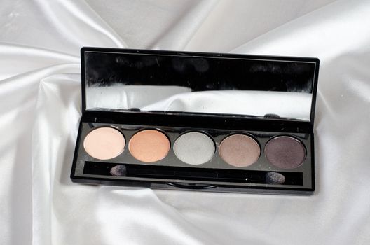 eye shadow kit