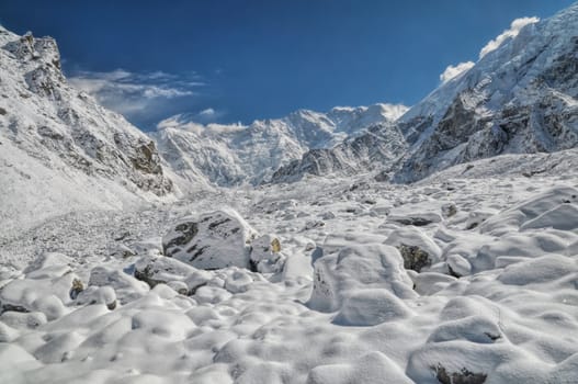 Scenic view of Himalayas near Kanchenjunga, the third tallest mountain in the world