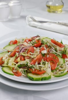 Easy cabbage salad, cucumber and tomato