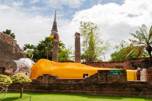 AYUTTHAYA,THAILAND-JUNE 27, 2013: Reclining Buddha at Watyaichaimongkol