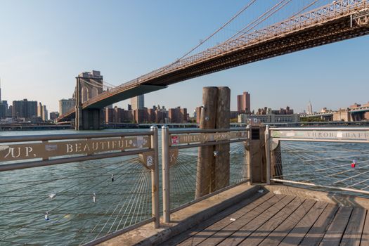 A view of Brooklyn bridge as seen from Brooklyn Bridge Park