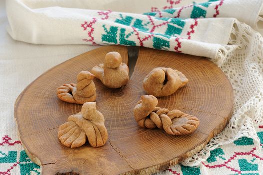 Zhavoronki, Russian rye cookies for spring equinox selebration horizontal