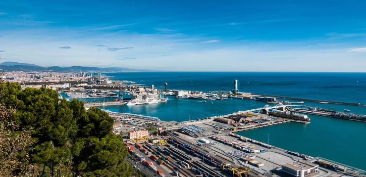 Beautiful Blue Commerce in the International puerta de Barcelona.