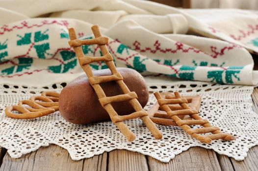 Lestvitsa, Russian rye festive spring cookie on handmade rushnik horizontal