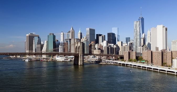 Brooklyn Bridge in New York with Manhattan