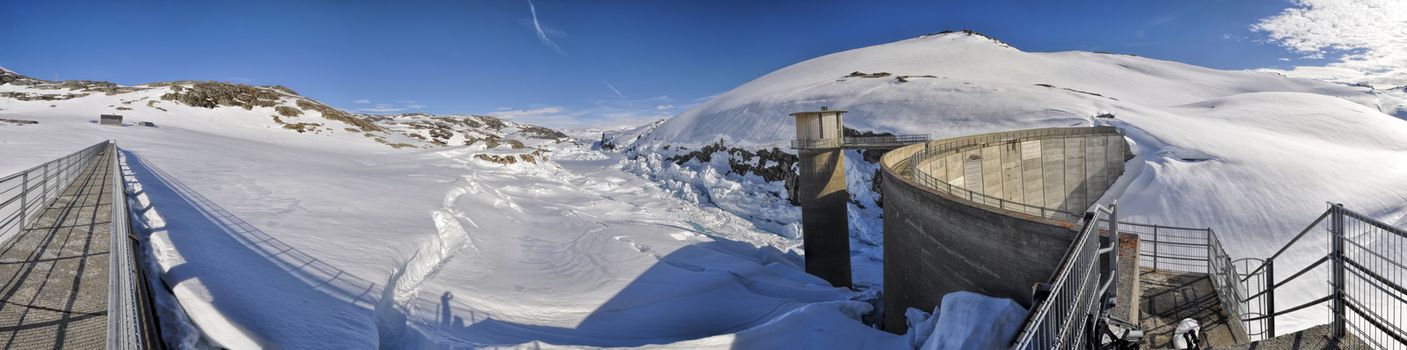 Scenic panorama of snowy landscape near Trolltunga in Norway