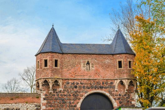 Medieval city gate of the fortress Zons also called South Gate.