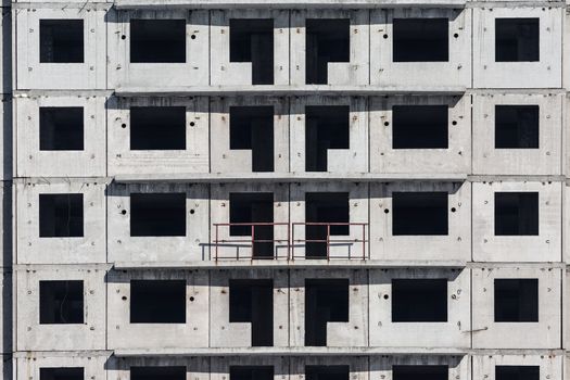 wall of the new high-rise building under construction