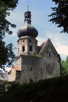 Augustinian Monastery from 14th century - burned in 1421 by the Hussites in the 17th century and plundered by the Swedes. In 1785 the monastery was under the orders of Joseph II. canceled and sold to L. Stohr, later lived here Counts Thuns and Coudenhoves who used the castle as a summer residence. The monastery was built on the site of a former hermitage. It was one of the first fully Gothic buildings in the country. The monastery today is a group of fairly dilapidated baroque buildings.