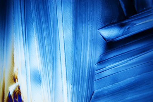 Microcrystals in polarized Light