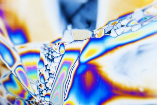 Microcrystals in polarized Light