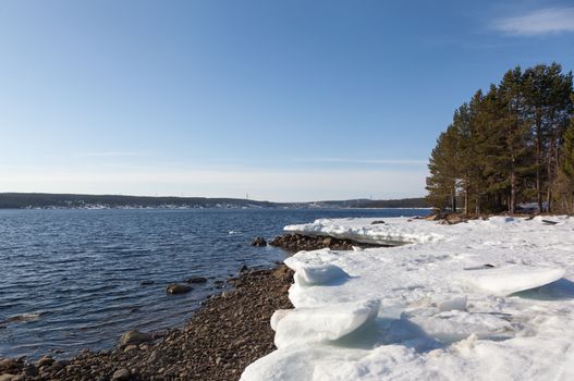 The retreat of the ice on the North Sea with the arrival of spring. Russia, Zelenoborsky