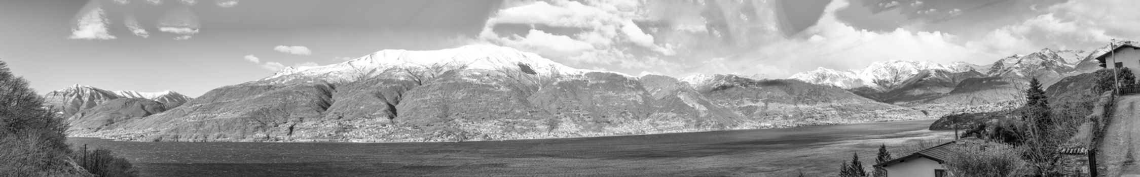 Black and white panoramic view of Lake Como.