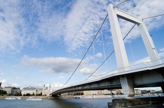 Erzsebet bridge - Erzsebet hid in Budapest, Hungary