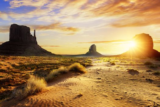 Sunrise at the sisters in Monument Valley, USA