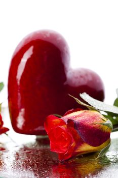 Red valentine heart, romantic bright tone theme