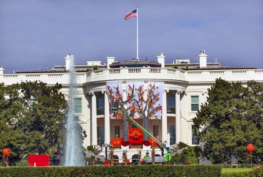 Halloween Fall Decorations Presidential White House Fountain Washington DC