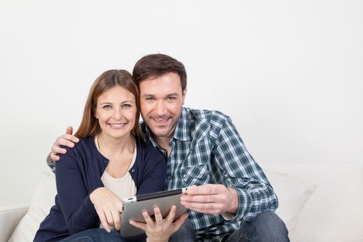 couple using the ipad