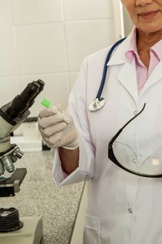 woman doing an experiment