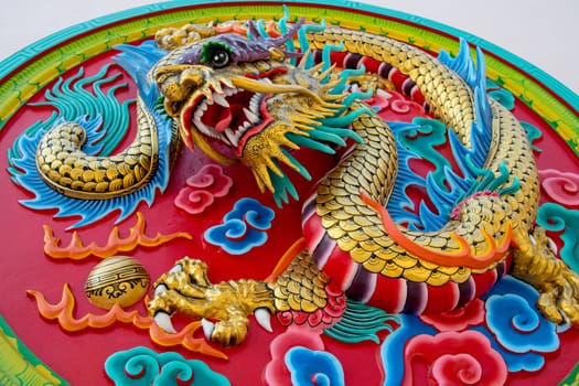 Dragon stucco reliefs in Chinese style