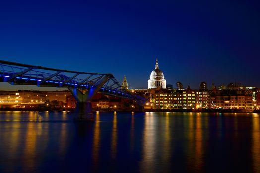 St Paul's Cathedral in London at night