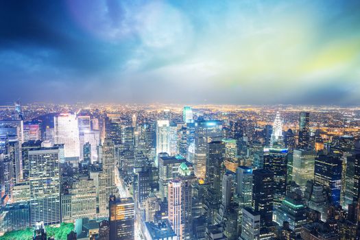 Sunset cityscape of Midtown Manhattan.