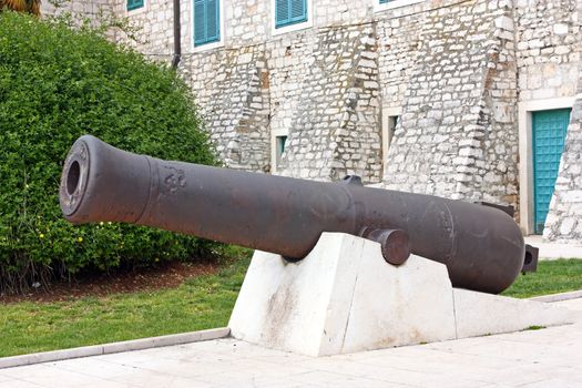Old cannon on the eternal watch