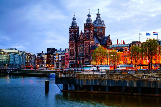 The Basilica of Saint Nicholas (Sint-Nicolaasbasiliek) in Amsterdam at night