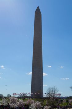 The Washington Memorial was built to commemorate George Washington (The first USA president) and it is the biggest obelisk and the world largest stone structure.