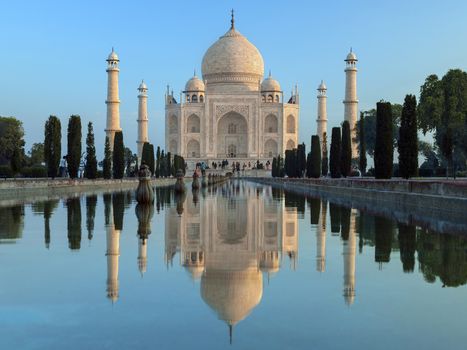 The Taj Mahal at dawn- a mausoleum at Agra in northern India. Built by the Mogul emperor Shah Jahan (1592–1666) in memory of his favourite wife. Completed circa 1649.