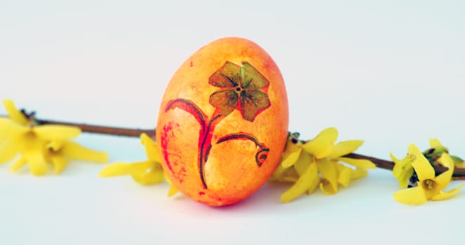 Picture of a Flower paint on easter egg