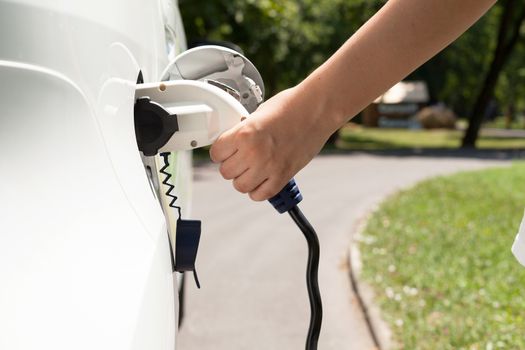 Charging an electric car