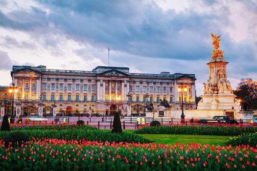 LONDON - APRIL 12: Buckingham palace at sunset on April 12, 2015 in London, UK. It's the London residence and principal workplace of the monarchy of the United Kingdom.