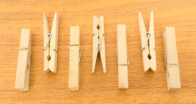 Different Layout of Clothespins with Up and Down Pattern