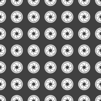 Photo camera diaphragm web icon. flat design. Seamless gray pattern.