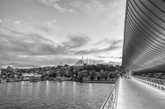 New Galata Bridge in Istanbul.