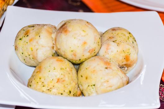 Potato dumplings a südldeutschesGerichte, usually served with roast pork.