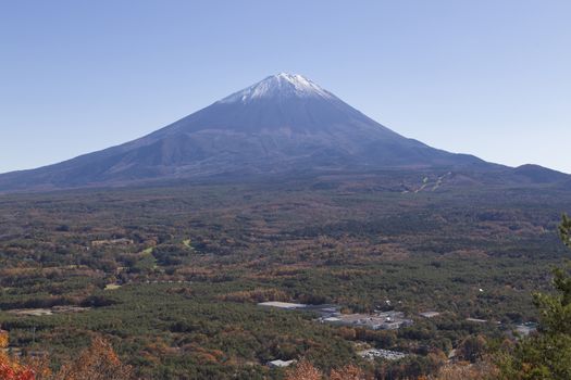 This photo was shot from the area around Mt.Fuji in Autumn. It is time to start snow cap on the top of Mt.Fuji. There are 5 lake around Mt.Fuji. This is shot from Mt.Koyodai.