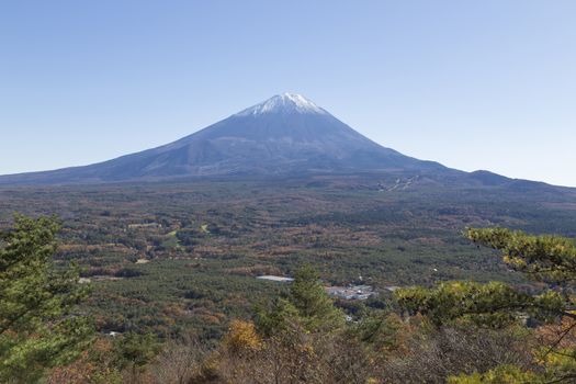 This photo was shot from the area around Mt.Fuji in Autumn. It is time to start snow cap on the top of Mt.Fuji. There are 5 lake around Mt.Fuji. This is shot from Mt.Koyodai.