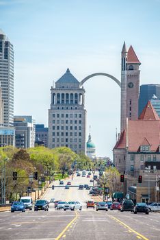 saint louis missouri downtown at daylight