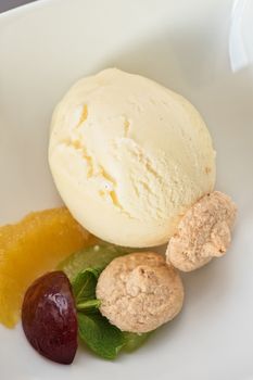 Fruit vanila ice cream in plate 