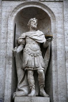  Piazza San Luigi de' Francesi - statue di Carlo Magno in Rome, Italy