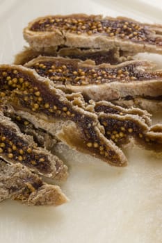 Dried figs for chocolate bar preparation