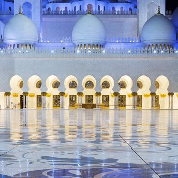 View in the Abu Dhabi Sheikh Zayed Mosque by night, UAE.