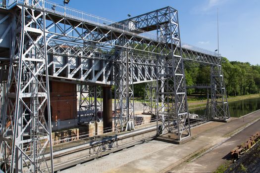 Old hydraulic boat lifts and historic Canal du Centre, Belgium, Unesco Heritage - The hydraulic lift of Houdeng-Goegnies