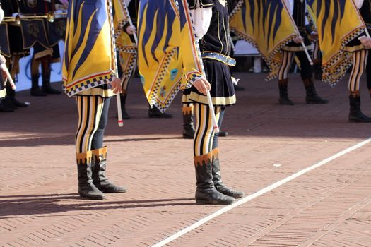 Palio, the city celebrates with competitions of the flag wavers and the parade of the districts